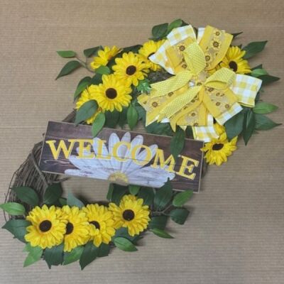 Welcome Sunflower Wreath Thumbnail